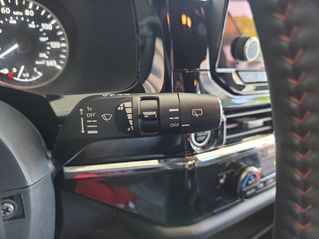 Used 2024 Nissan Pathfinder Rock Creek AWD/4WD image 37