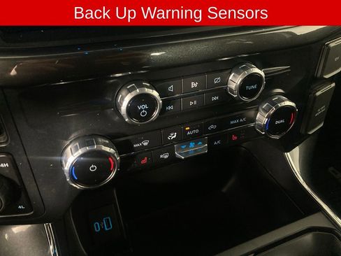 Used 2022 Ford F150 XLT w/ Equipment Group 302A High image 10