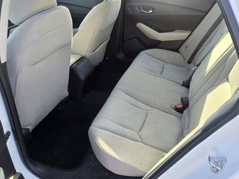 Used 2023 Honda Accord EX image 8