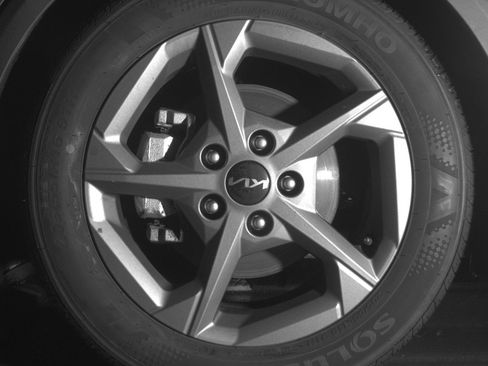 Used 2025 Kia K4 LXS image 12