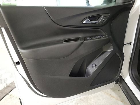 Certified 2022 Chevrolet Equinox LT image 19