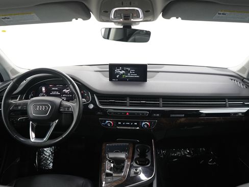 Used 2018 Audi Q7 3.0T Prestige AWD/4WD image 14