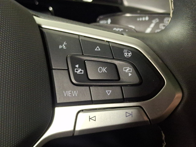 Used 2024 Volkswagen Atlas Cross Sport SE AWD/4WD image 21