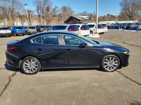 Used 2024 MAZDA MAZDA3 s image 7