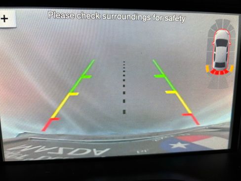 Used 2018 Ford Escape Titanium w/ Ford Safe & Smart Package image 25