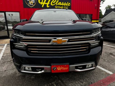 Used 2021 Chevrolet Silverado 1500 High Country w/ Z71 Off-Road Package AWD/4WD image 7