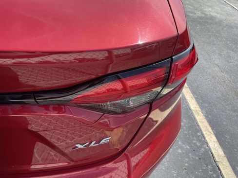 Used 2021 Toyota Corolla XLE image 24
