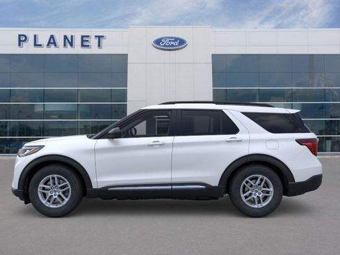 New 2025 Ford Explorer Active w/ Active Comfort Package image 3