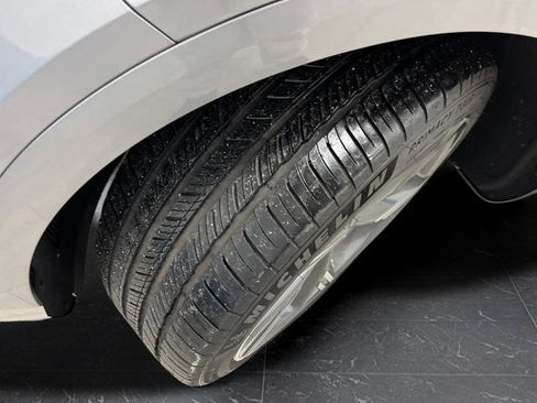 Used 2025 Genesis GV80 3.5T Prestige image 39