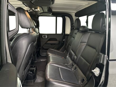 Used 2021 Jeep Gladiator Mojave image 10