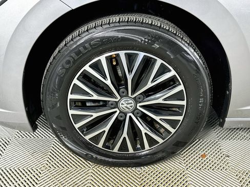 Used 2019 Volkswagen Jetta SE FWD image 29