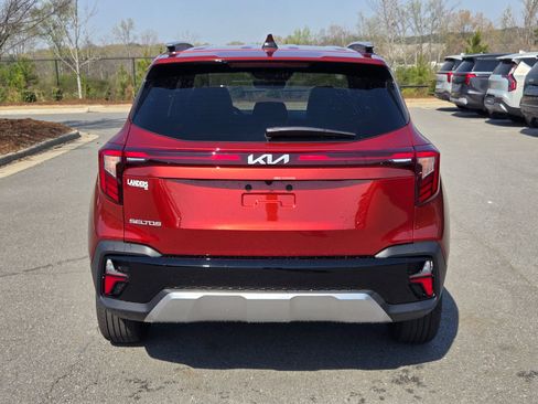New 2026 Kia Seltos S image 6