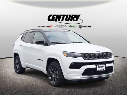 Used 2025 Jeep Compass Limited w/ High Altitude Package image 1