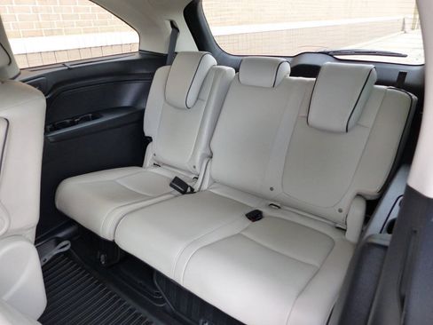 Used 2025 Honda Odyssey Touring image 43