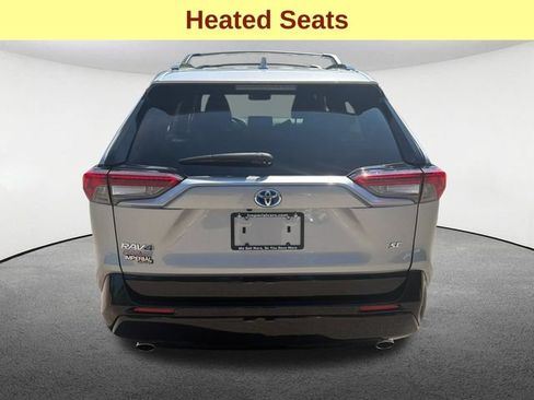 Used 2023 Toyota RAV4 SE w/ Weather & Moonroof Package AWD/4WD image 11