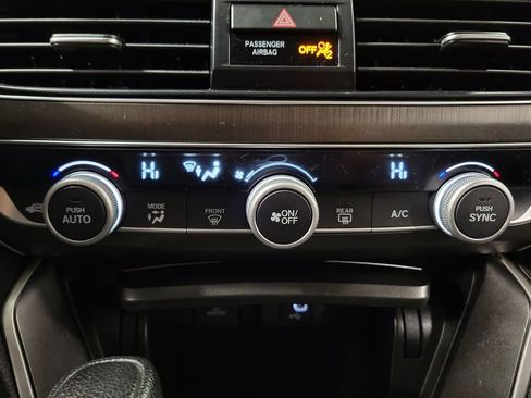 Used 2020 Honda Accord LX image 18