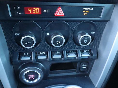 Used 2015 Subaru BRZ Limited image 26