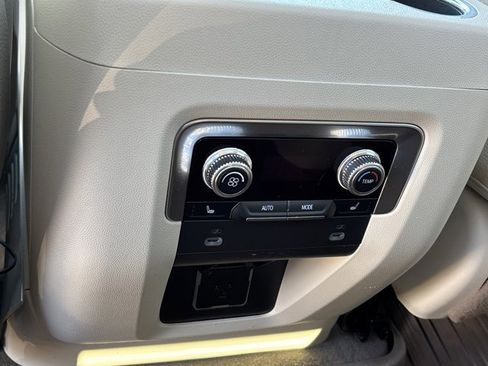 Used 2024 GMC Yukon Denali w/ Max Trailering Package image 22