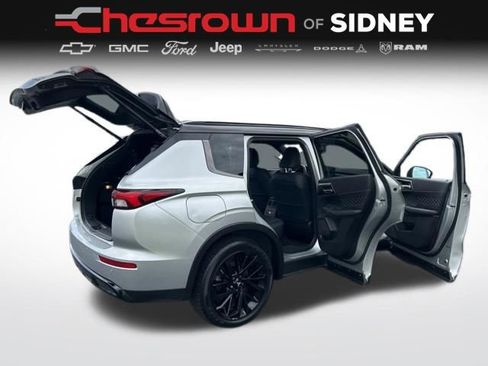 Used 2025 Mitsubishi Outlander 4WD Plug-In Hybrid image 43