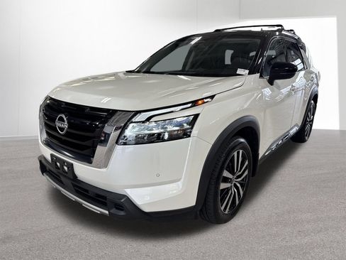 Certified 2023 Nissan Pathfinder Platinum AWD/4WD image 34