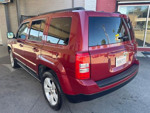 Used 2017 Jeep Patriot Latitude image 3