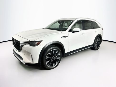 Used 2024 MAZDA CX-90 Plug-In Hybrid w/ Premium Plus AWD/4WD image 3