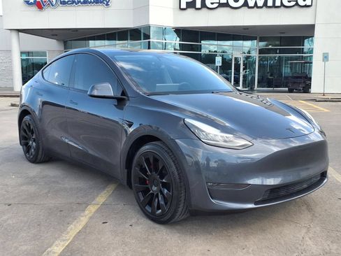 Used 2020 Tesla Model Y Long Range AWD/4WD image 3