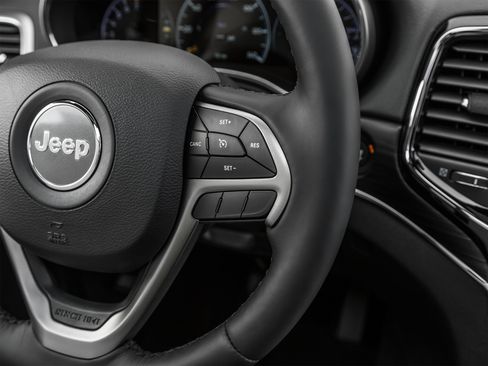 Used 2020 Jeep Grand Cherokee Limited w/ Luxury Group II AWD/4WD image 65
