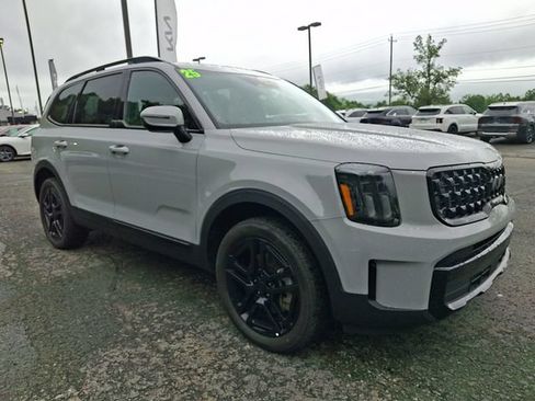 Certified 2025 Kia Telluride EX X-Line AWD/4WD image 8