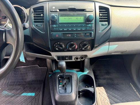 Used 2012 Toyota Tacoma 2WD Regular Cab image 25