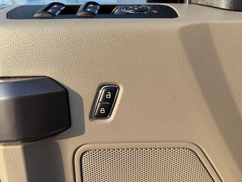 Used 2018 Ford F150 XLT w/ Equipment Group 302A Luxury AWD/4WD image 29
