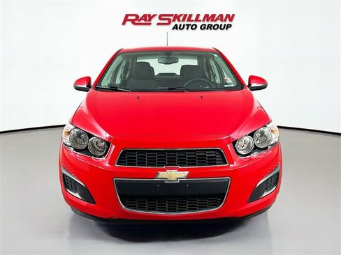 Used 2015 Chevrolet Sonic LT image 2
