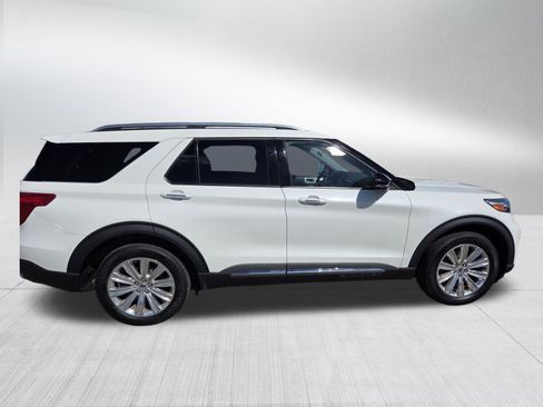 Certified 2023 Ford Explorer Limited w/ Limited Technology Package AWD/4WD image 8
