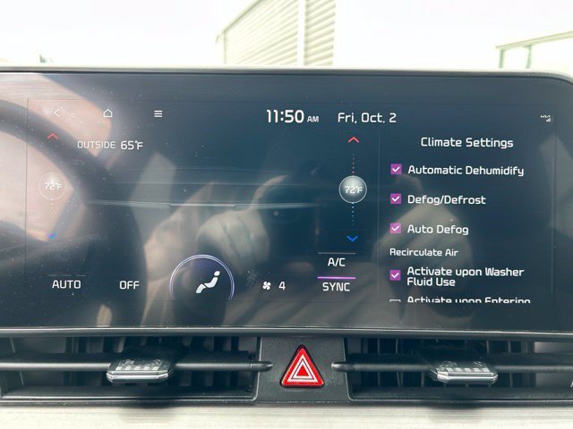 Used 2023 Kia Sportage EX FWD image 27