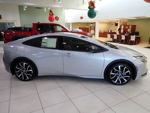 New 2026 Toyota Prius Plug-In Hybrid image 2