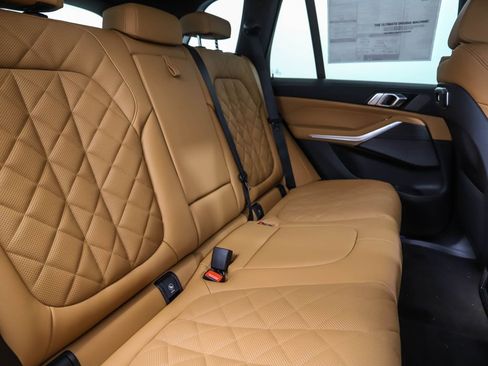 Used 2026 BMW X5 xDrive50e w/ M Sport Package image 27