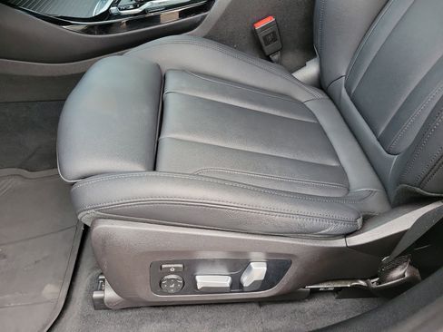 Used 2021 BMW X3 sDrive30i w/ Premium Package image 10