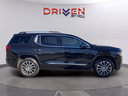 Used 2023 GMC Acadia Denali w/ Denali Ultimate Package image 7