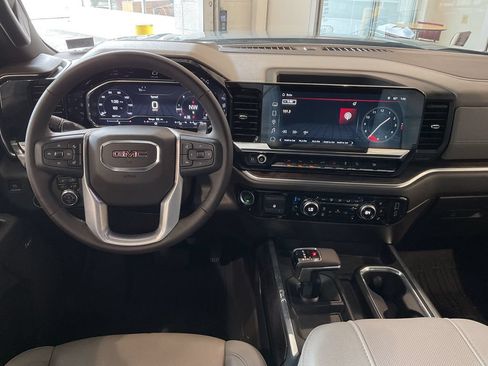 Used 2025 GMC Sierra 1500 SLT w/ SLT Premium Plus Package AWD/4WD image 35