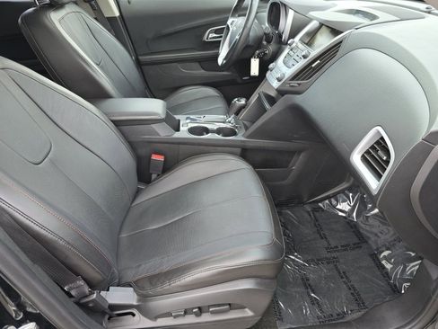 Used 2017 Chevrolet Equinox Premier w/ Enhanced Convenience Package image 25