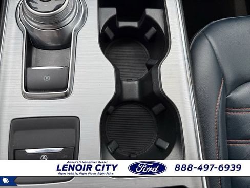 Certified 2022 Ford Edge SEL w/ Sport Appearance Package AWD/4WD image 28