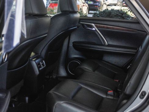 Used 2021 Lexus RX 350L FWD w/ Premium Package image 18