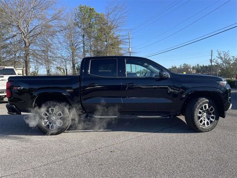 Used 2023 Chevrolet Colorado Z71 w/ Z71 Convenience Package 2 image 2