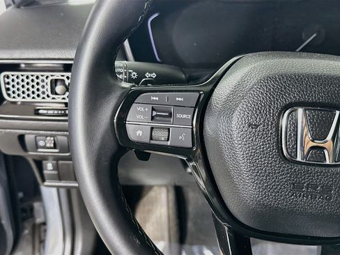 Used 2025 Honda Civic Sport image 14