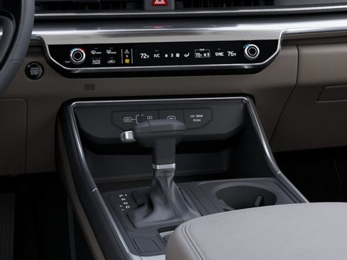 New 2027 Kia Carnival FWD image 23