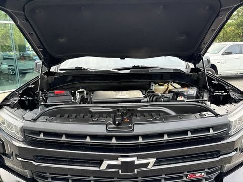 Used 2020 Chevrolet Silverado 1500 LT Trail Boss AWD/4WD image 37