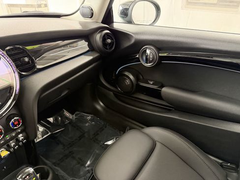 Used 2024 MINI Cooper SE FWD image 24