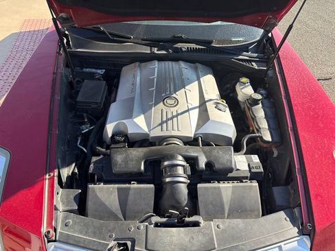 Used 2004 Cadillac XLR RWD image 6