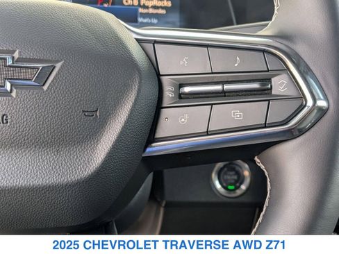 Used 2025 Chevrolet Traverse Z71 w/ Enhanced Driving Package AWD/4WD image 21