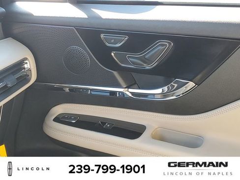 New 2026 Lincoln Corsair Premiere image 26